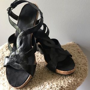 Aerosoles Black wedge sandals size 10